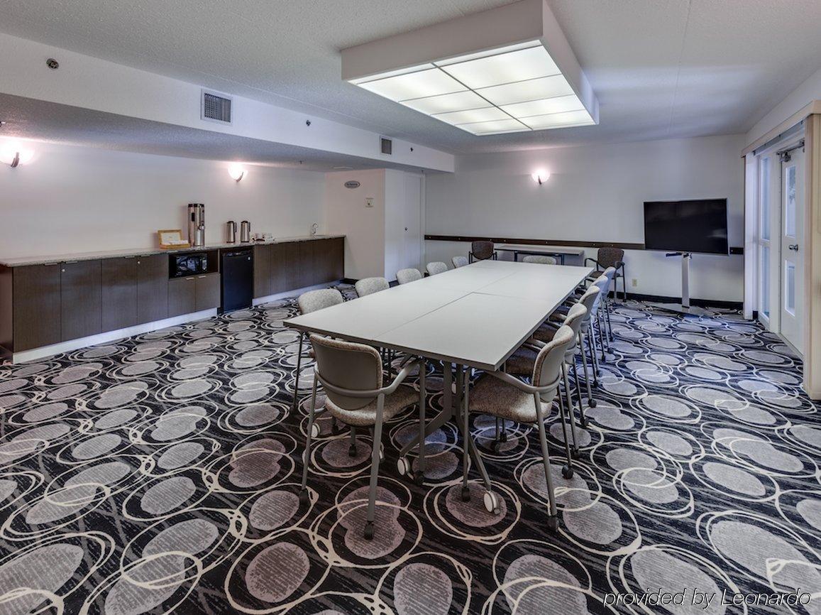Heritage Inn Hotel & Convention Centre - High River Bagian luar foto